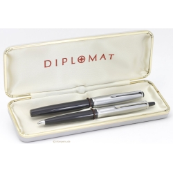 Diplomat Fountain Pen...