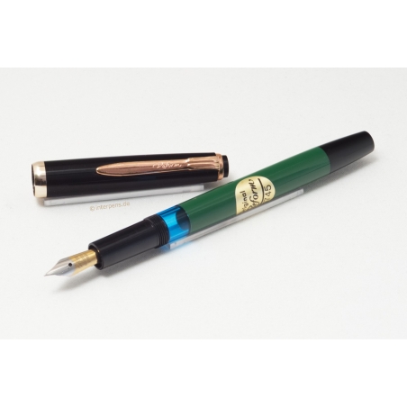 Reform 1745 Fountain Pen Pistonfiller Black Green GT bicolor steel nib M NOS Vintage!