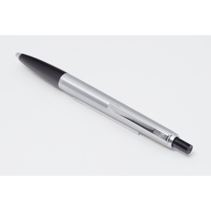 Pelikan K 440 Silverstar Kugelschreiber Chrom strichmattiert Schwarz