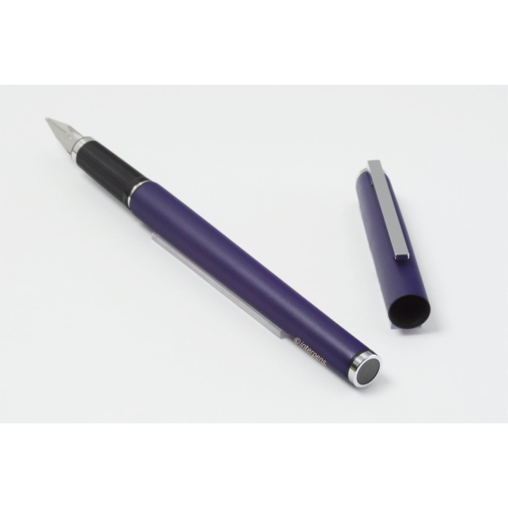 Pelikan P630 Signum Edelstahl B Feder Duritan Dunkelblau Patronenfüller