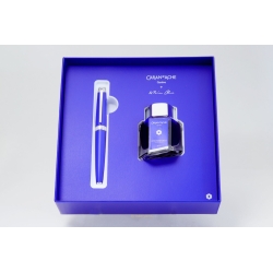 Caran d'Ache LÉMAN KLEIN BLUE Limited Edition 18K M Feder Füllhalter Patronenfüller Tinte Box