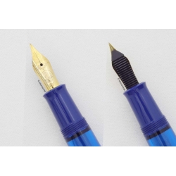 Pelikan M120N Iconic Blue Special Edition Füllhalter Kolbenfüller Blau GT vergoldete EF Feder Box Tintenfass