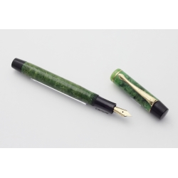 Soennecken 304 Malachite-green Pushbutton-filler 14K flex M Gold-nib Vintage