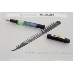 Pelikan 100 Kriegsversion 14C EEF Cn-Feder Kolbenfüllhalter 1942-44 Vintage