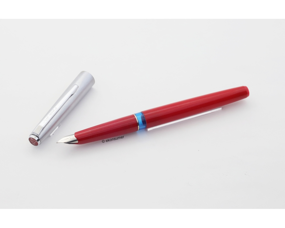 Pelikan Pelikano 3. Model Red 1969-73 - with different nibs available!