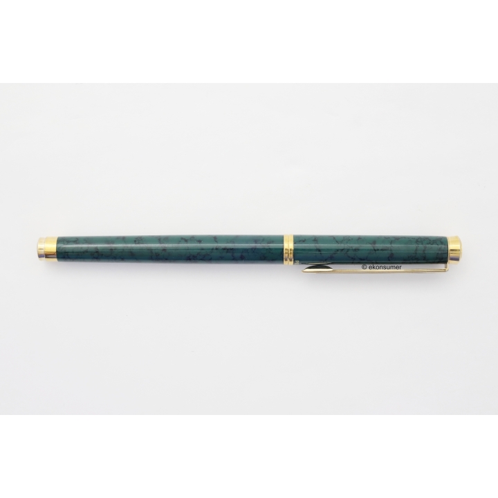 Pelikan P381 New Classic Vintara-grün 14C M Goldfeder Patronenfüller Füllhalter