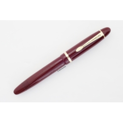 Soennecken 444 Extra Burgundy Piston-filler 14K M Gold-nib Vintage