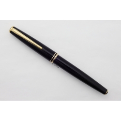 Montblanc M13100 Classic Black Cartridge-filler 14C M Gold-nib