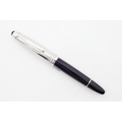 Montblanc Masterpiece Solitaire Doue Stainless Steel 146 LeGrand 18K B Gold-nib Piston-filler