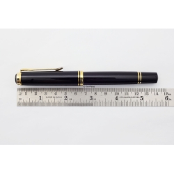 Pelikan M800 Old Style W.-Germany Black 14C F Gold-nib Pistonfiller 1989