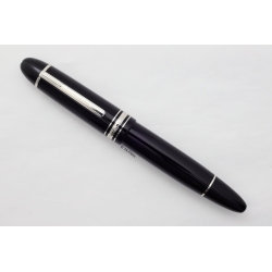 Montblanc Masterpiece 149 Platinum Fountain Pen 18K tricolor F Gold-nib Box