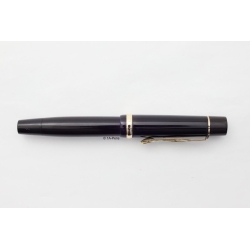 Montblanc Masterpiece K122 Black Hard-Rubber Push-knob filler 14C M Gold-nib Vintage