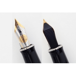 Pelikan M910 Toledo Old Style 925 Sterling Silber 18C F Goldfeder Kolbenfüller