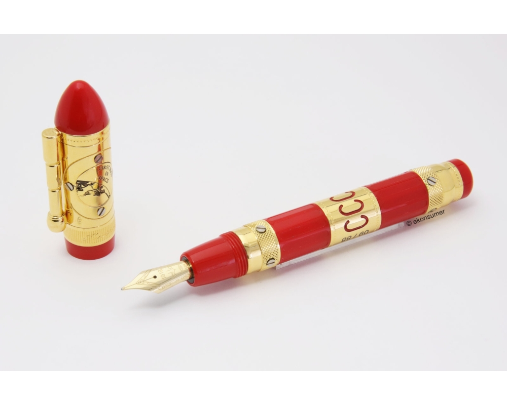 Ancora First Man in Space Red Limited Edition 88 Fountain pen 18K M Gold-nib Box Papers MINT